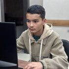 "Orzularini  kodga aylantirayotgan " — yosh dasturchi.